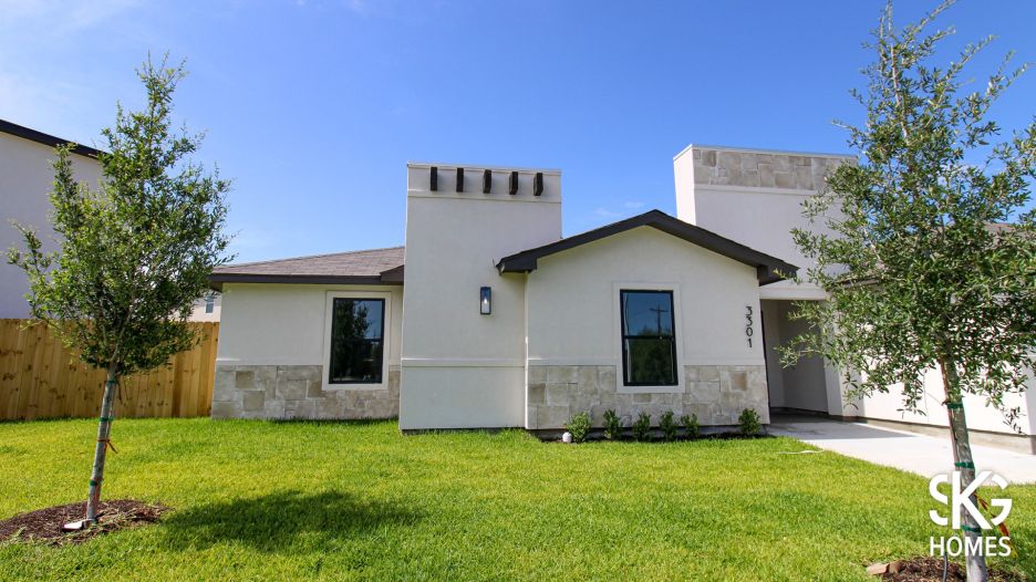3301 Edmundo Lopez Dr gallery image