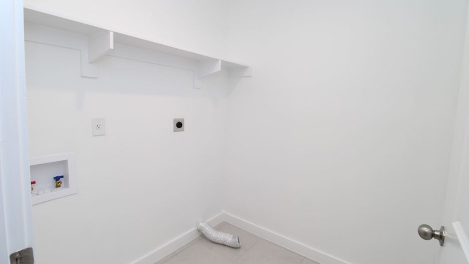 5711 Beefalo St. gallery image