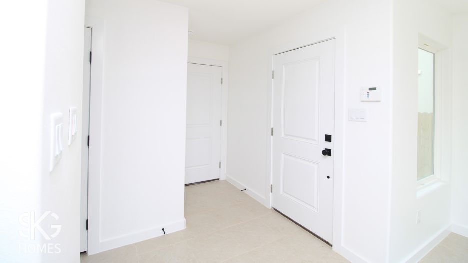 5714 Beefalo St. gallery image