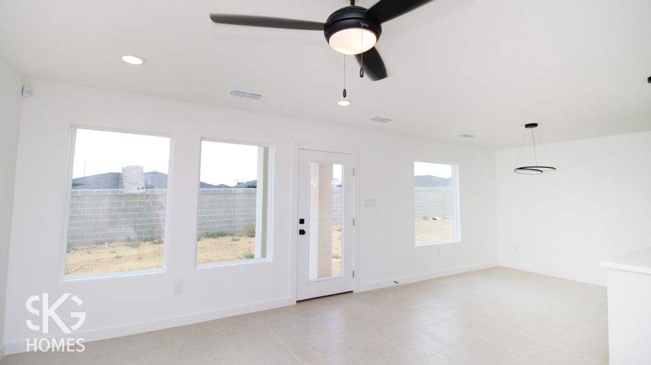 5714 Beefalo St. gallery image
