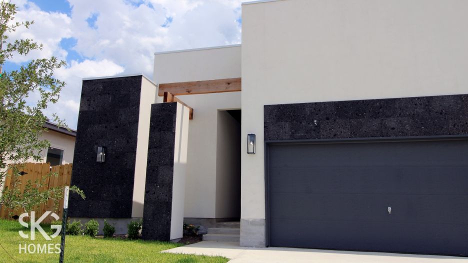 5715 Beefalo St. gallery image
