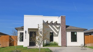 5010 Nispero Ln. property image