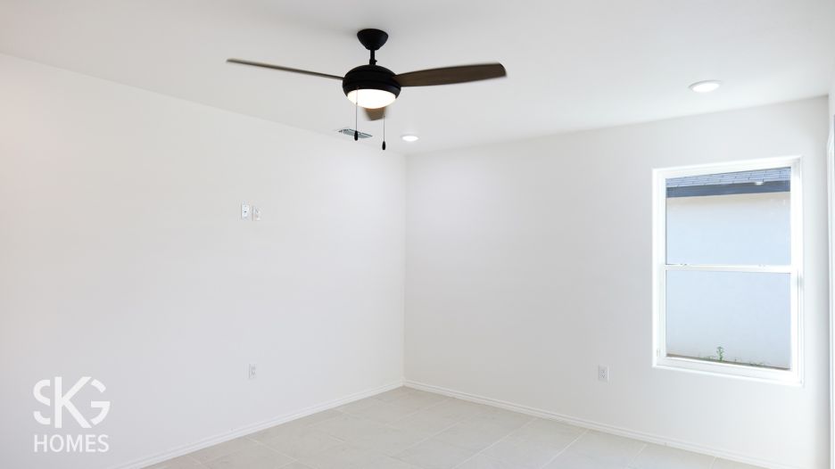 5012 Nispero Ln. gallery image