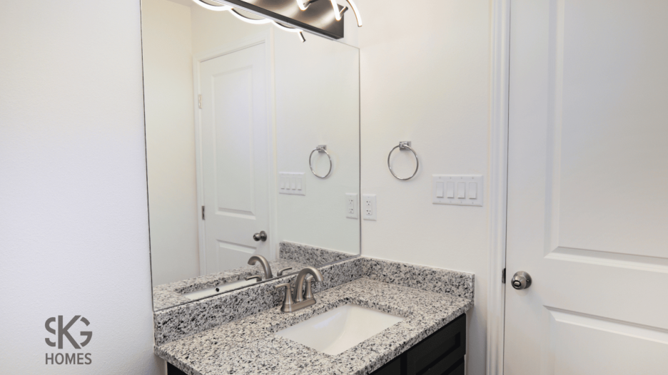 5014 Nispero Ln. gallery image