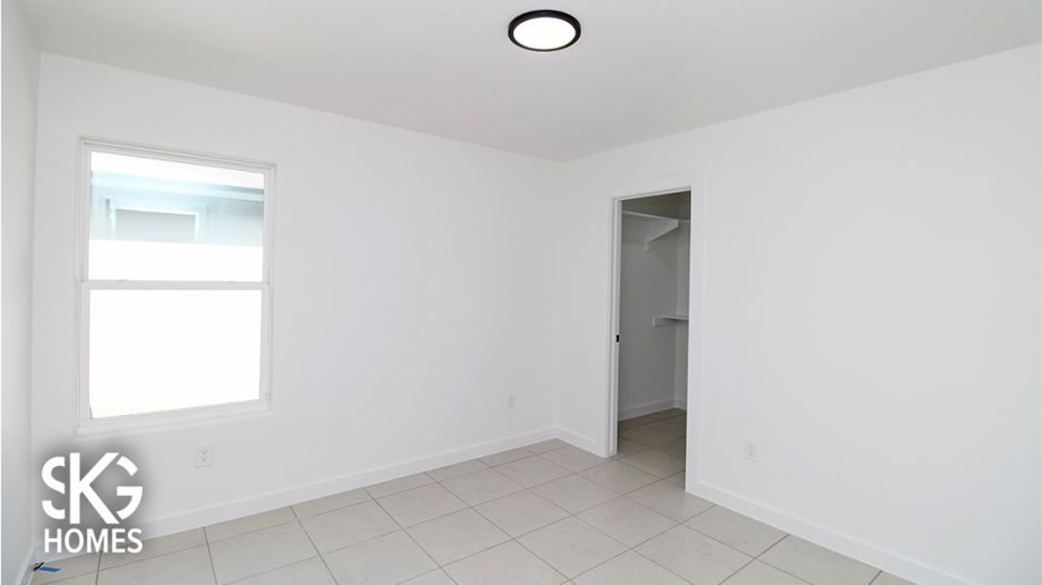 5018 Carambola Ln gallery image