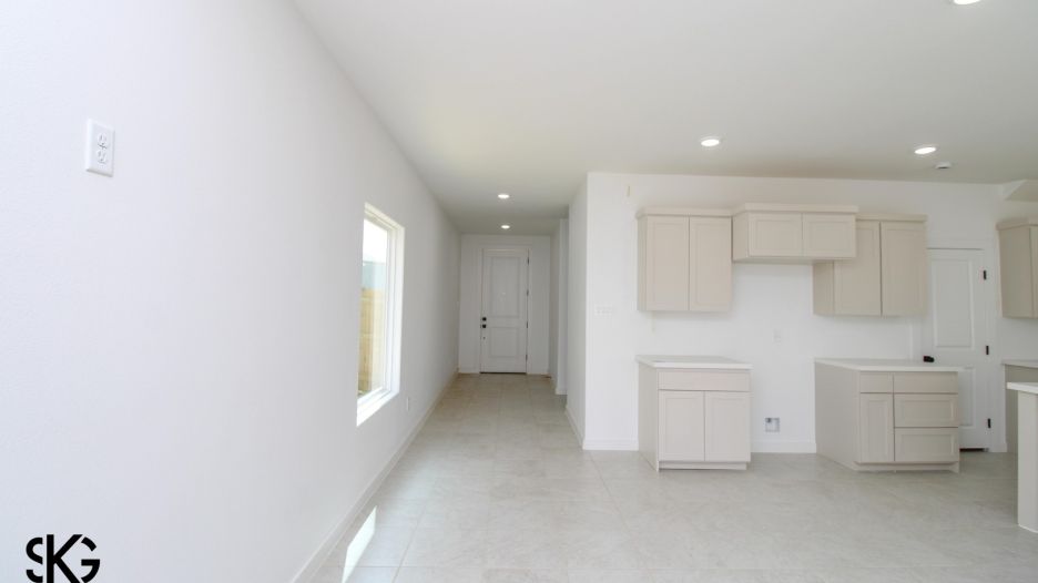3302 Edmundo Lopez Dr gallery image