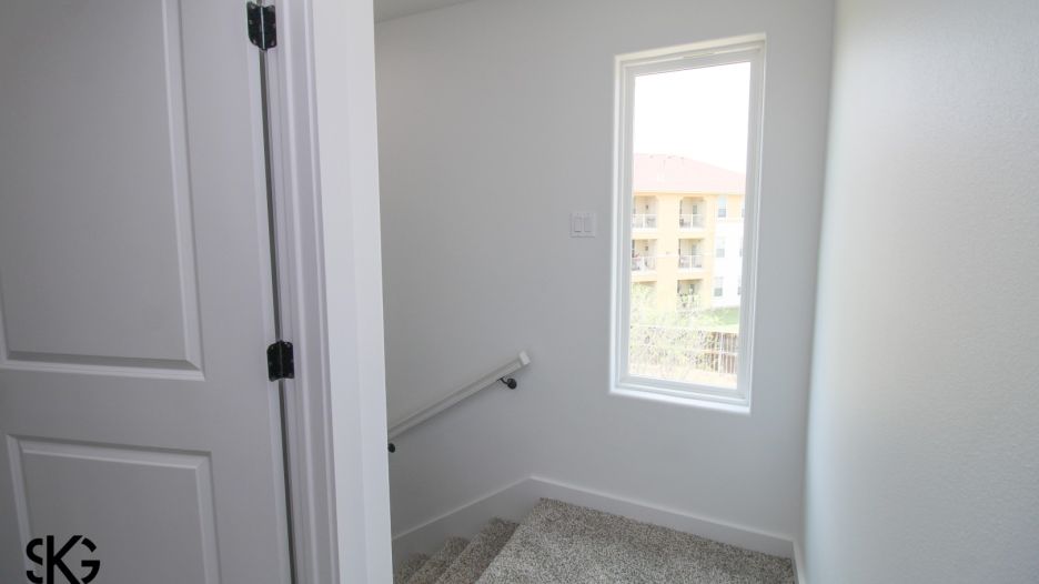3302 Edmundo Lopez Dr gallery image