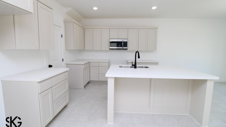 3302 Edmundo Lopez Dr gallery image