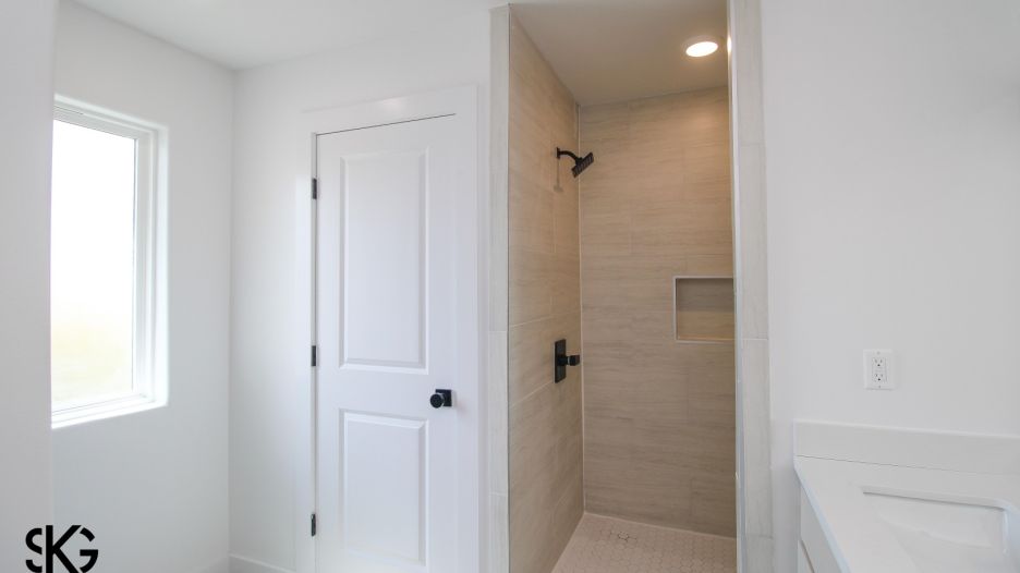 3302 Edmundo Lopez Dr gallery image