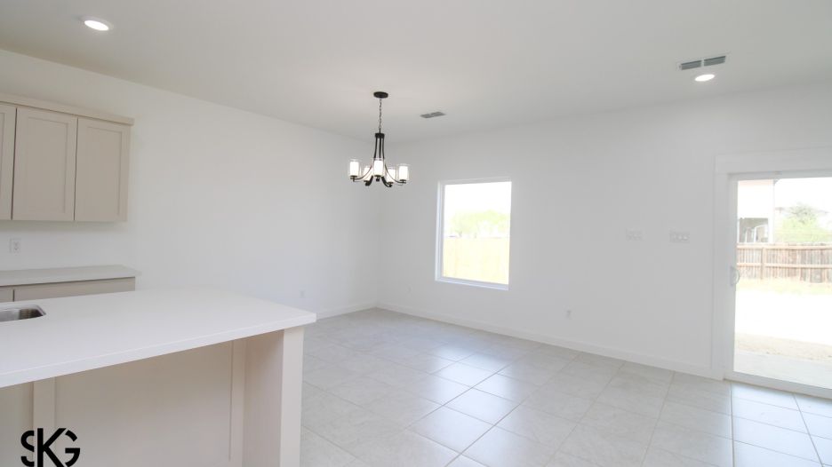3302 Edmundo Lopez Dr gallery image