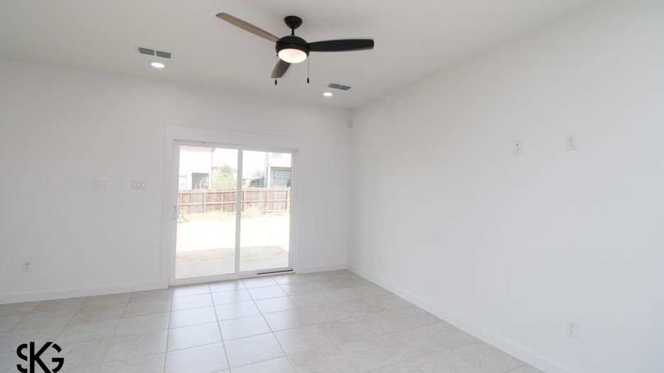 3302 Edmundo Lopez Dr gallery image