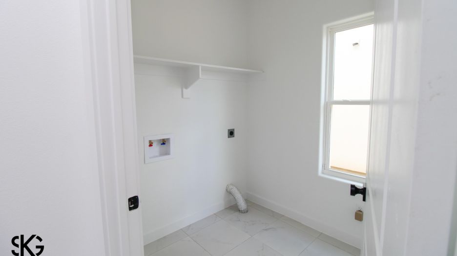 3304 Edmundo Lopez Dr gallery image