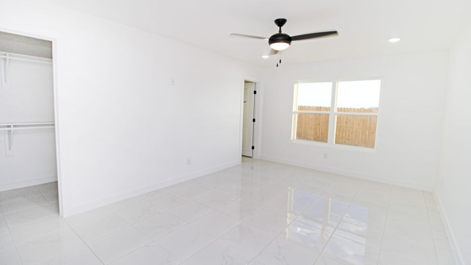3407 Juan Novoa Dr. gallery image