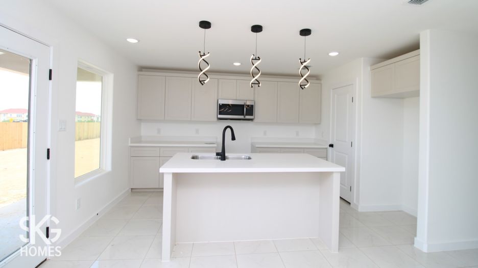 3417 Juan Novoa Dr. gallery image