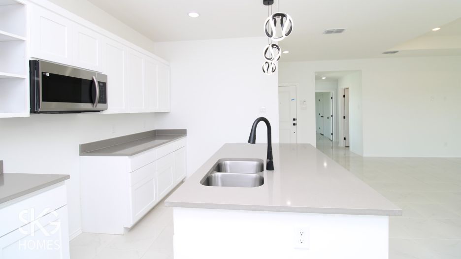 3605 Eduardo E. Hayes Dr. gallery image