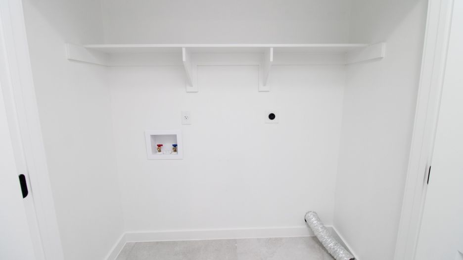1015 Black Cherry Dr gallery image