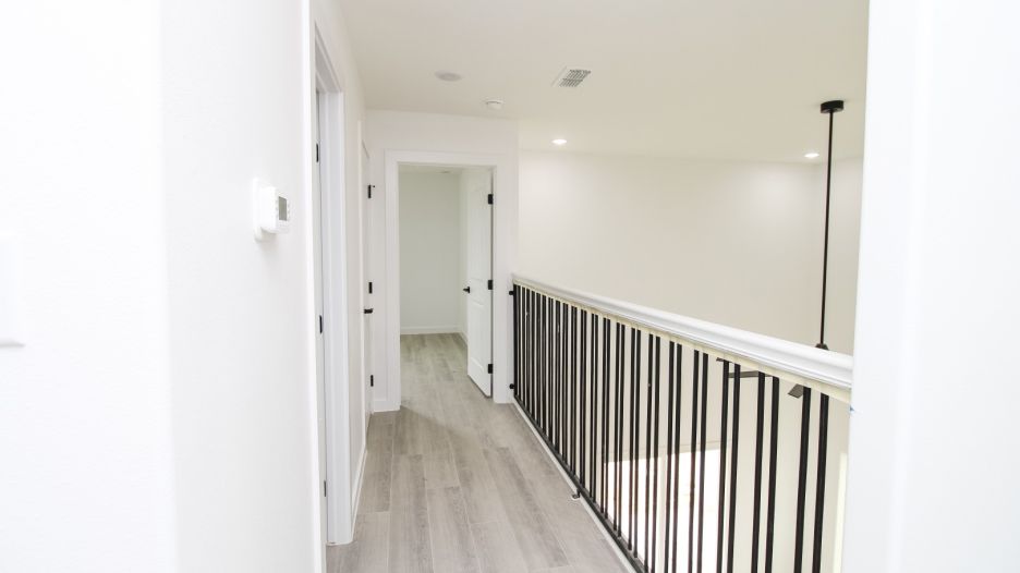 1015 Black Cherry Dr gallery image