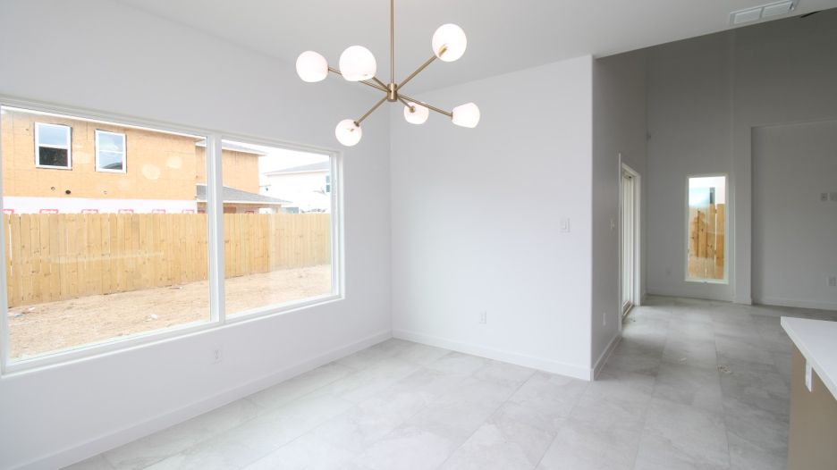 1015 Black Cherry Dr gallery image