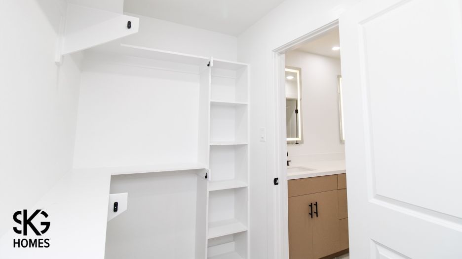 1015 Yellow Birch Dr gallery image