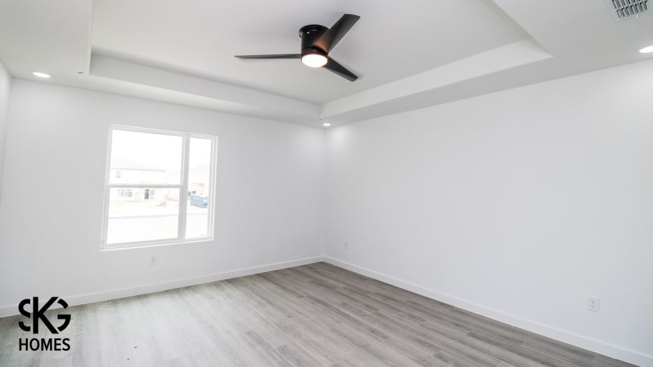 1015 Yellow Birch Dr gallery image