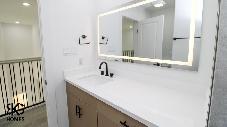 1015 Yellow Birch Dr gallery image
