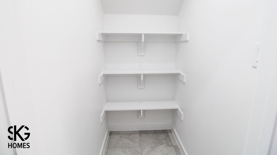 1806 Blue Oak Dr gallery image