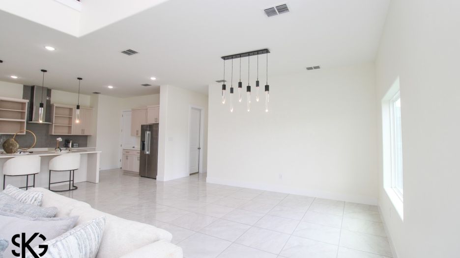 3812 Sun Valley Dr. gallery image