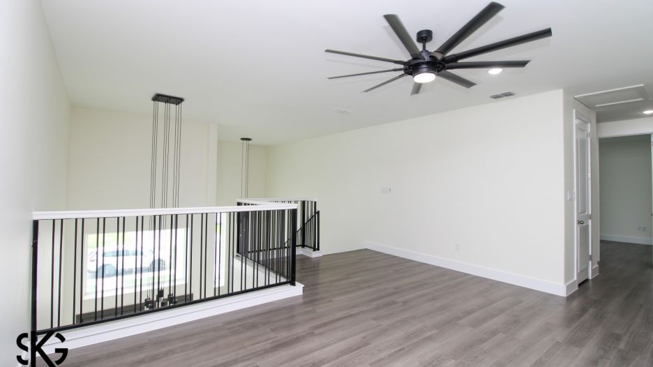 3812 Sun Valley Dr. gallery image