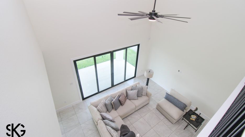 3812 Sun Valley Dr. gallery image