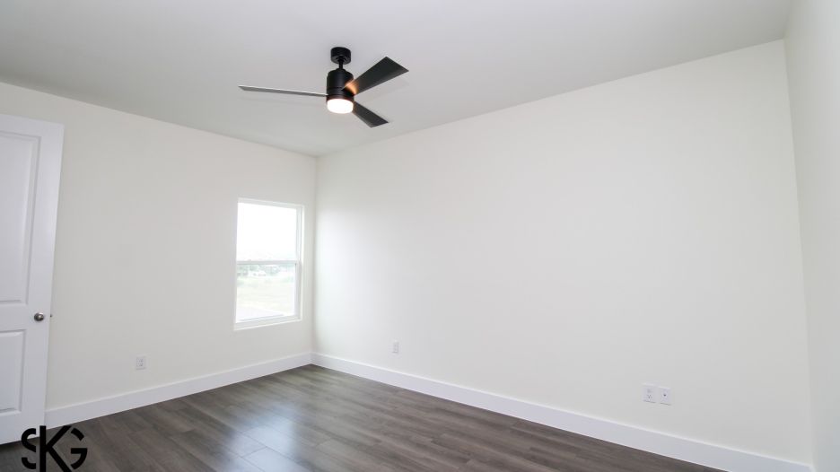 3812 Sun Valley Dr. gallery image