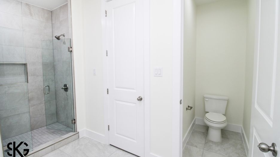 3812 Sun Valley Dr. gallery image