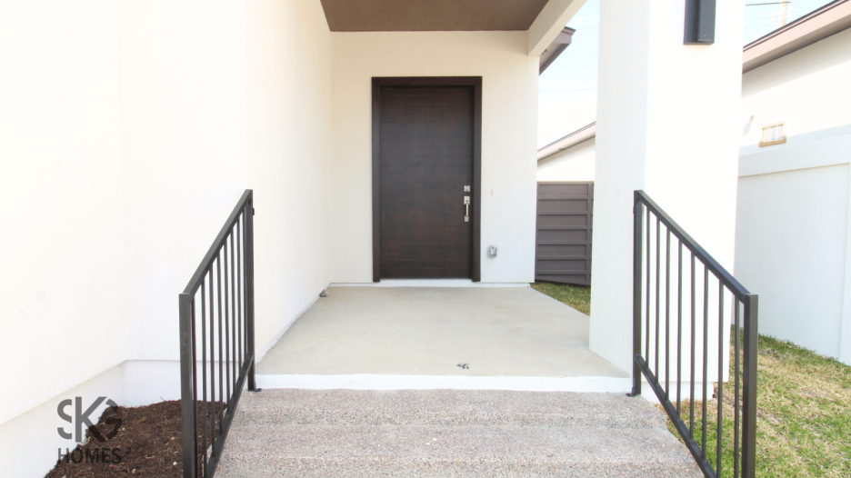 3906 Sun Valley Dr. gallery image