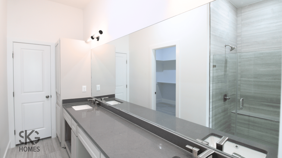 3908 Sun Valley Dr gallery image