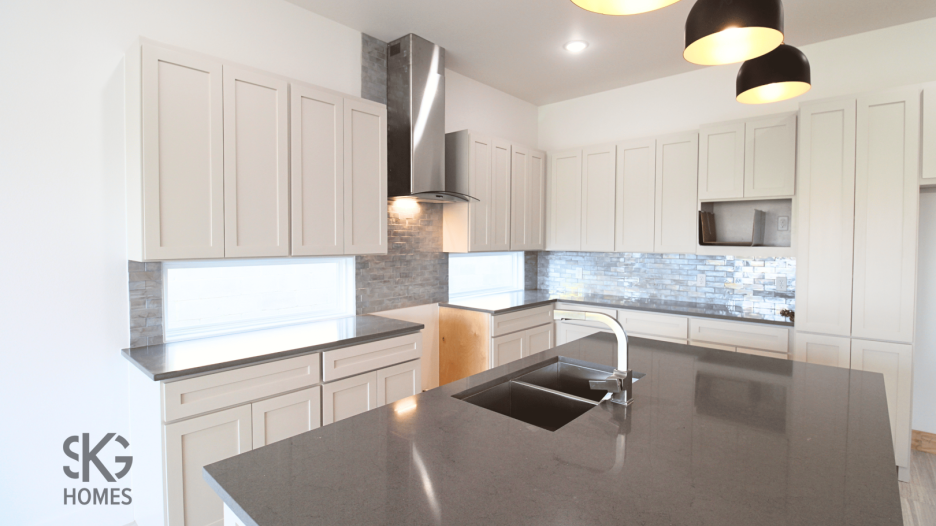 3908 Sun Valley Dr gallery image