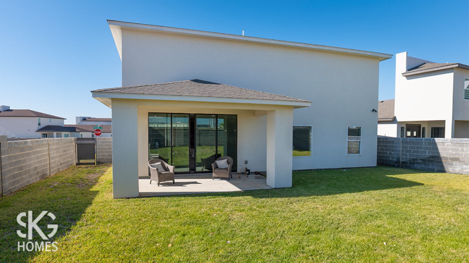3926 Sun Valley Dr gallery image