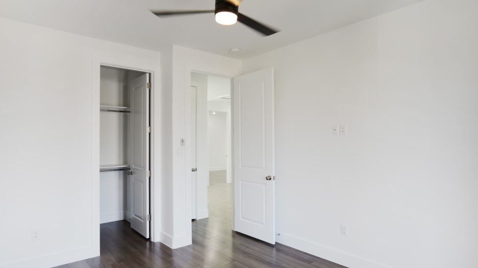 4013 Sun Valley Dr. gallery image