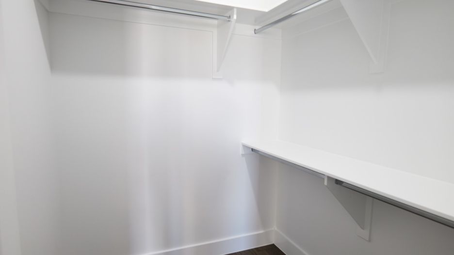 4013 Sun Valley Dr. gallery image