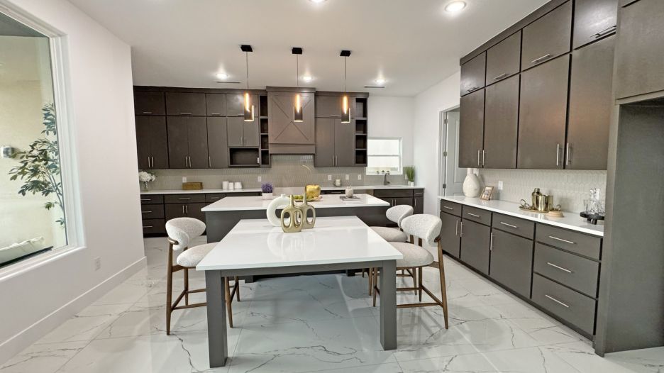 4013 Sun Valley Dr. gallery image