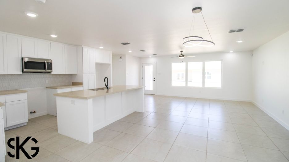 5404 Beefmasters Dr gallery image