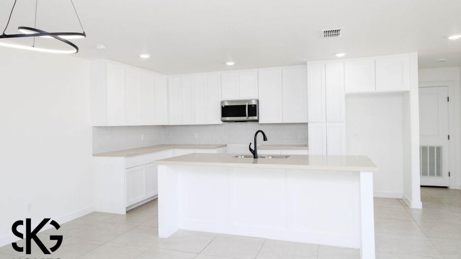 5404 Beefmasters Dr gallery image
