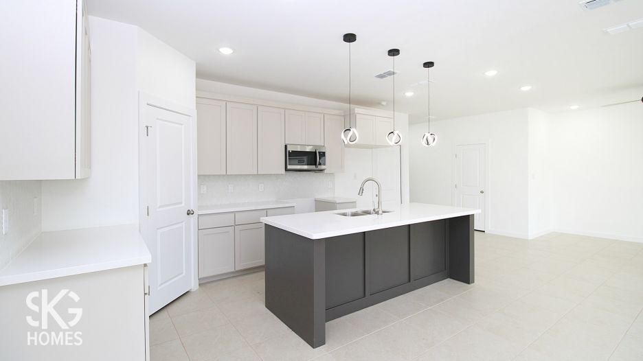 5415 Beefmasters  Dr. gallery image