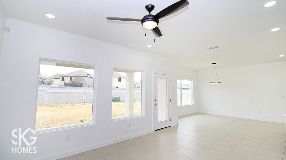 5415 Beefmasters  Dr. gallery image